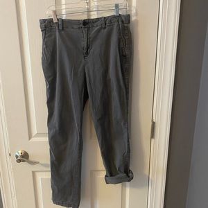 GAP girlfriend chino